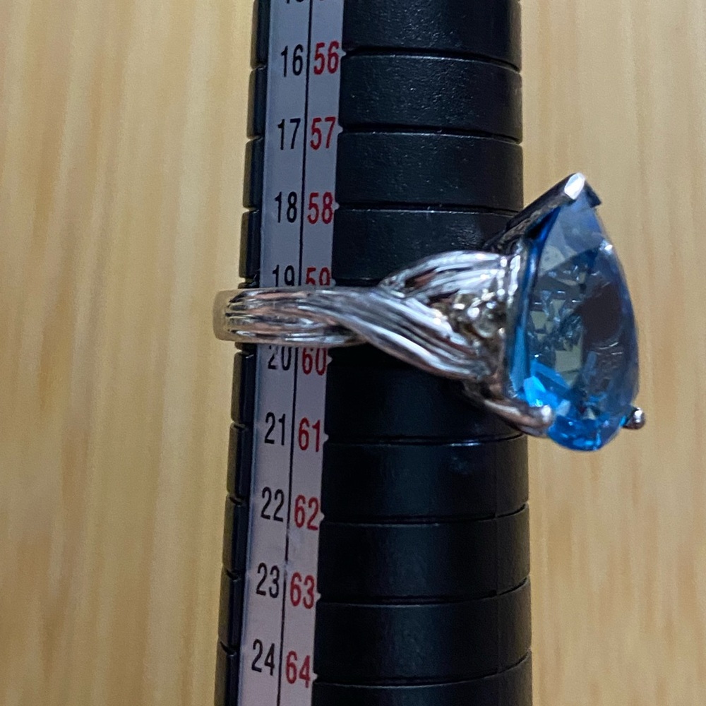 Women's Blue Stone Vintage Large Blue Topaz Silver Ring - Picture 12 of 16